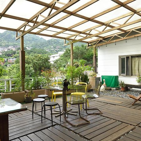 เลวิท วิลลา Bed & Breakfast จิ่วเฟิ่น ภายนอก รูปภาพ